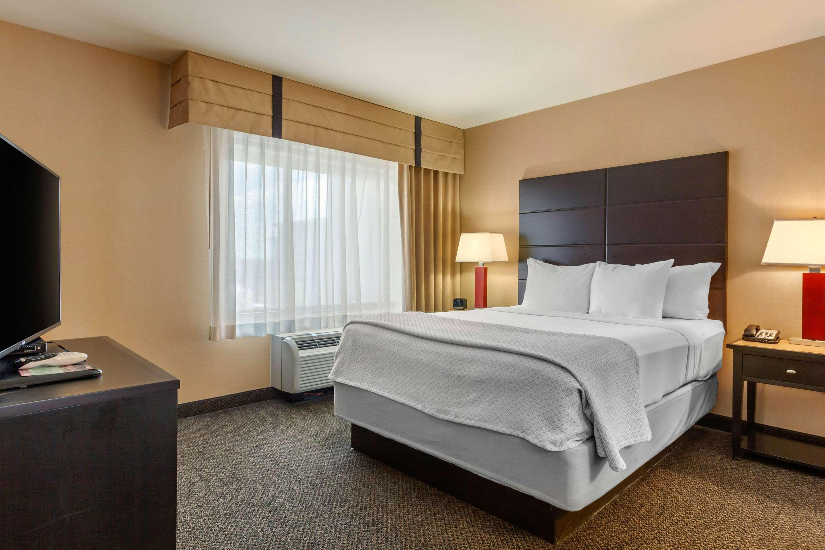 Cambria Hotel Ft Collins Fort Collins Eksteriør billede
